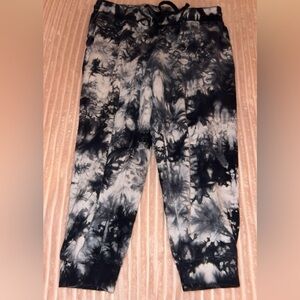 Torrid Tie Dye Active Set